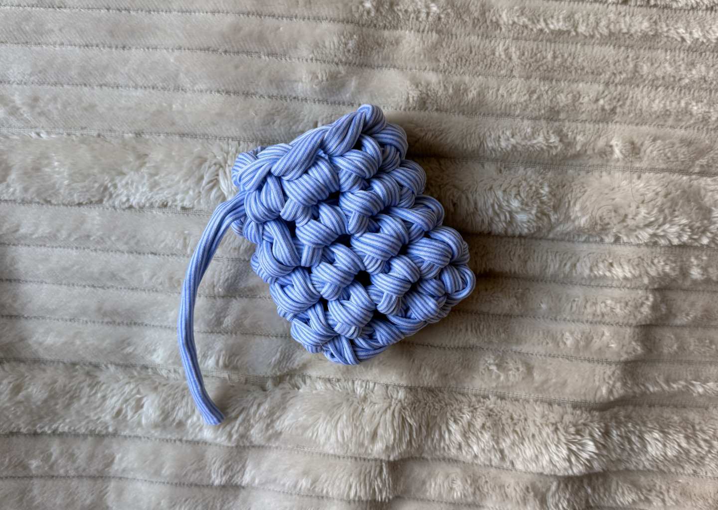 etui-airpods-crochet