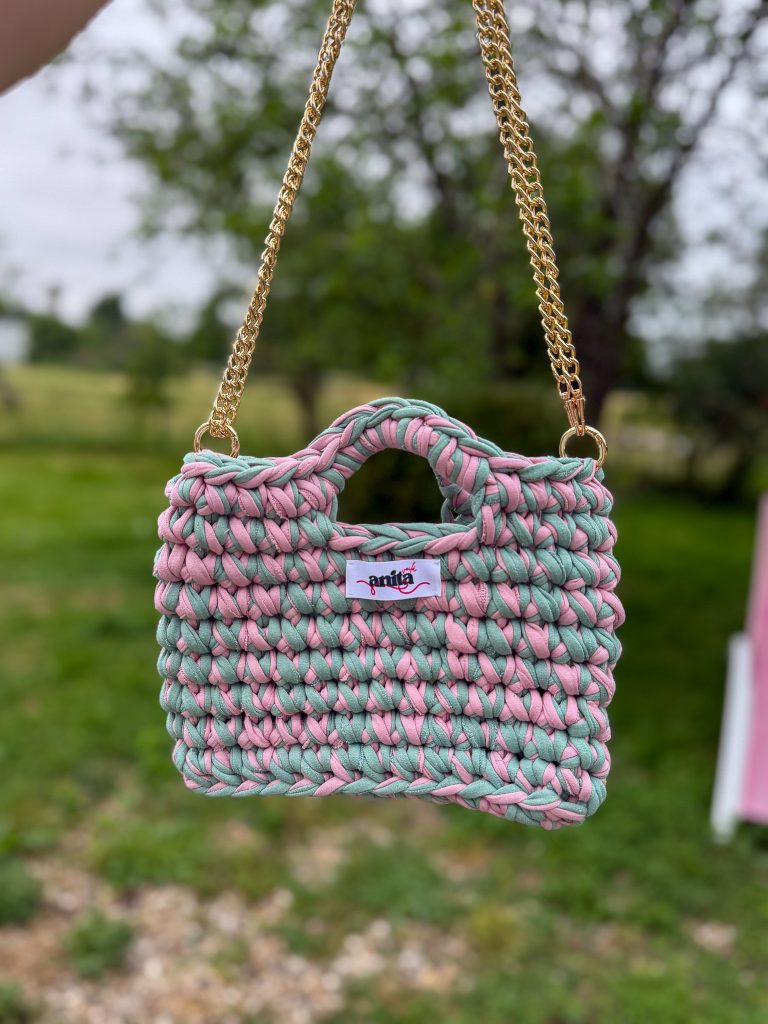 sac-crochet-rose-flora-2